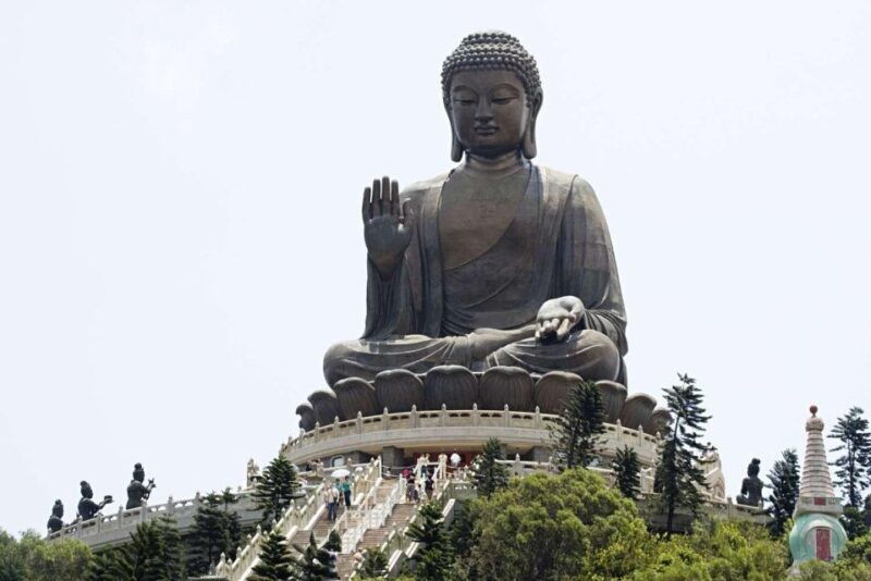 lantau-island-tour-like-a-local-with-a-licensed-guide