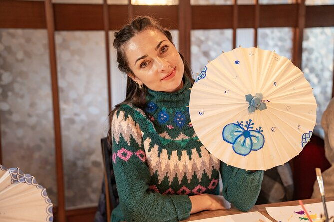 lantern-and-mini-japanese-umbrella-painting-with-artisan-visit