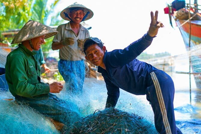 Lantern making class and Tra Que Bike Tour - Why This Tour Is a Great Choice