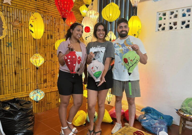 lantern-making-class-with-hotel-pick-up-thanh-truc-lantern