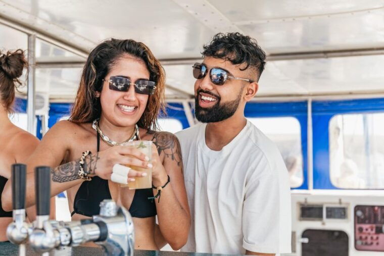 lanzarote-day-trip-to-the-papagayo-beaches-by-catamaran
