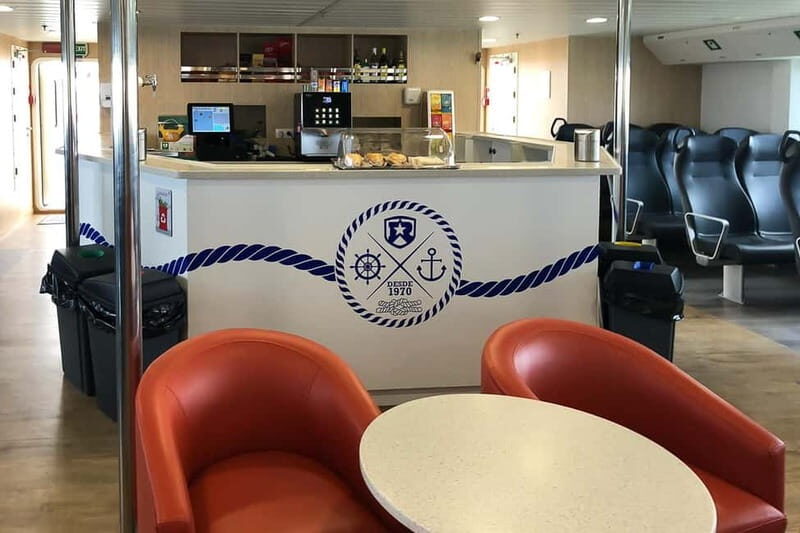Lanzarote: Ferry to La Graciosa with Wi-Fi (free parking) - Return Flexibility: Same Day or Next Day