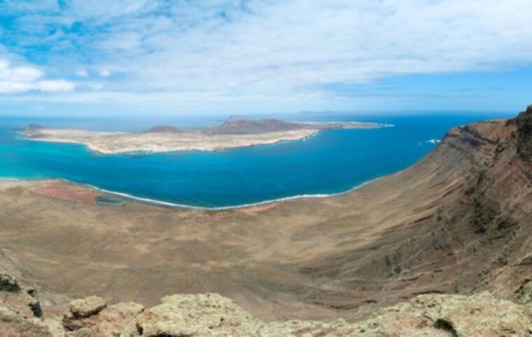 lanzarote-full-day-bus-tour-with-scenic-views