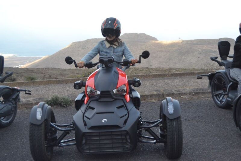 lanzarote-guided-tour-on-a-ryker