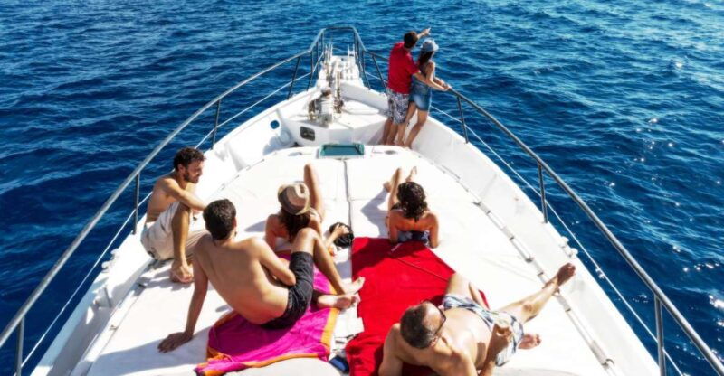 lanzarote-half-day-chill-out-cruise-at-papagayo-beach