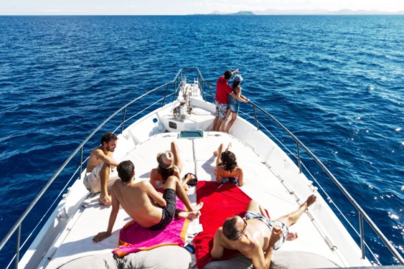 lanzarote-half-day-chill-out-cruise-at-papagayo-beach