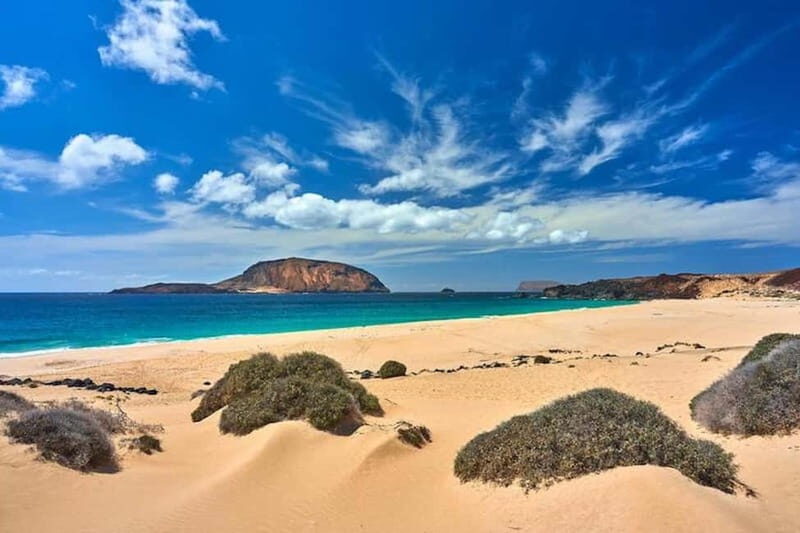 Lanzarote: La Graciosa Complete Jeep Tour with Beach Time - What’s Included and What’s Not