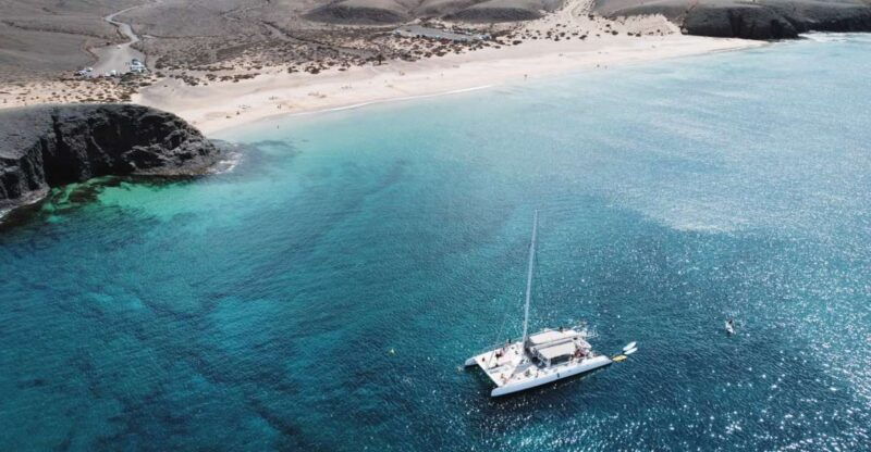 lanzarote-luxury-sailing-excursions-to-papagayo