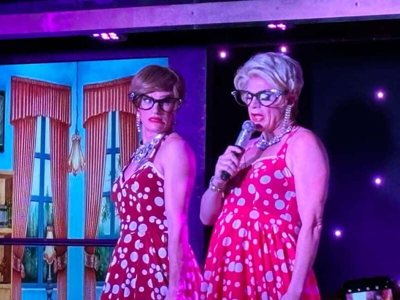 Lanzarote: MHT - Music Hall Tavern - Comedy Drag Dinner Show - Key Points 