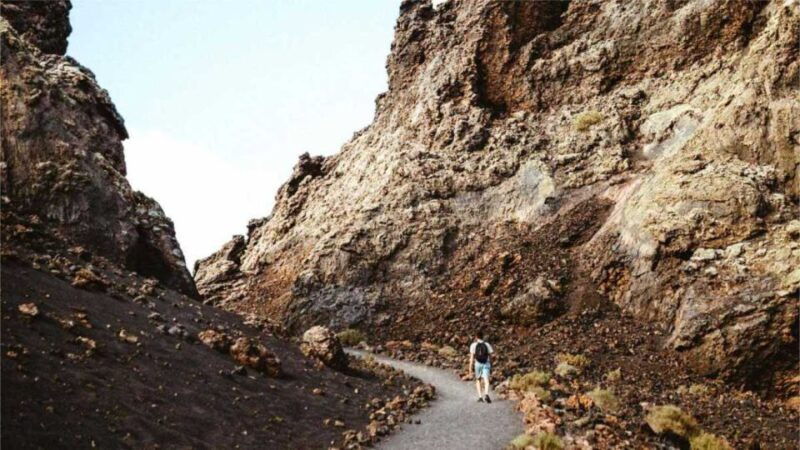 lanzarote-on-road-guided-buggy-volcano-tour