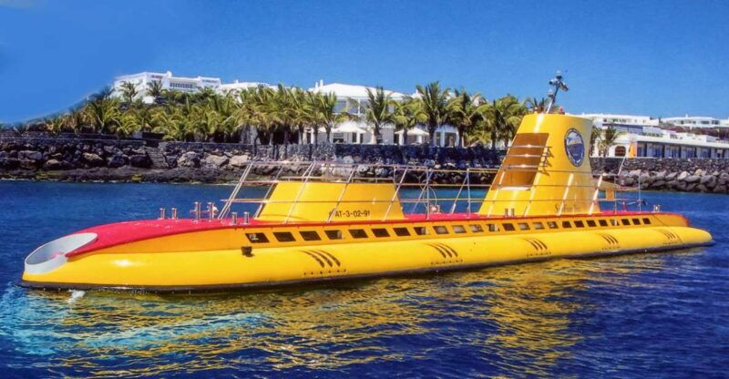 lanzarote-real-submarine-dive-with-hotel-pickup