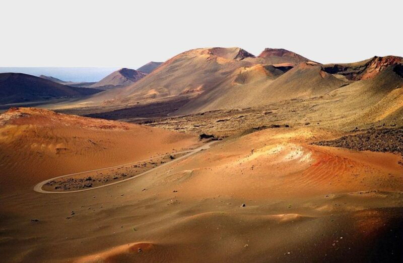lanzarote-timanfaya-and-cueva-de-los-verdes-day-trip