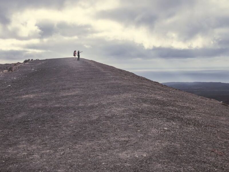 lanzarote-timanfaya-natural-park-trekking-tour
