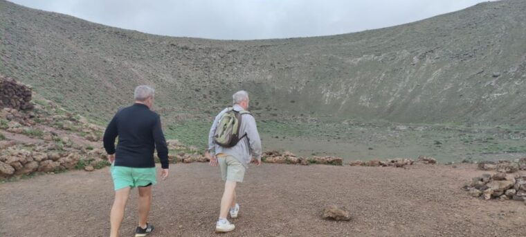 lanzarote-timanfaya-natural-park-trekking-tour