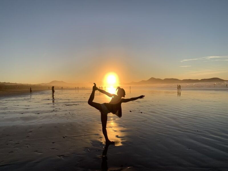 lanzarote-volcanic-yoga-session-with-ocean-views