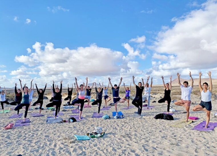 lanzarote-volcanic-yoga-session-with-ocean-views
