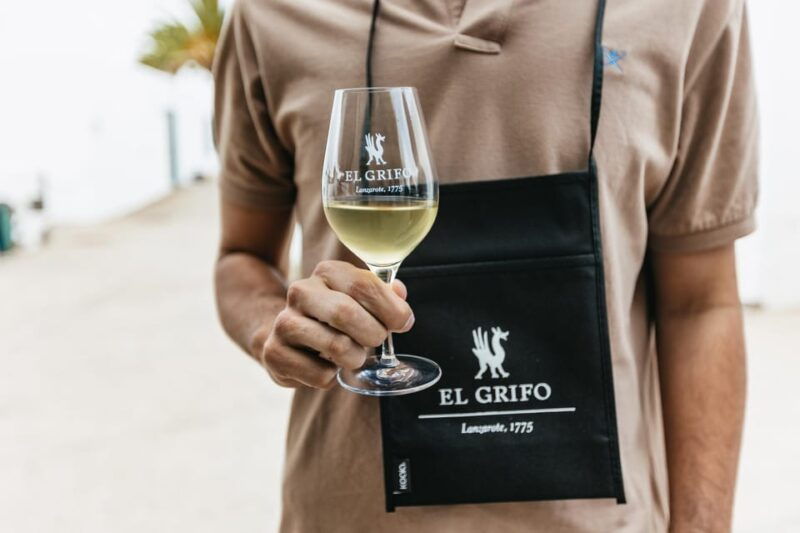lanzarote-wine-tasting-tour-at-el-grifo-winery