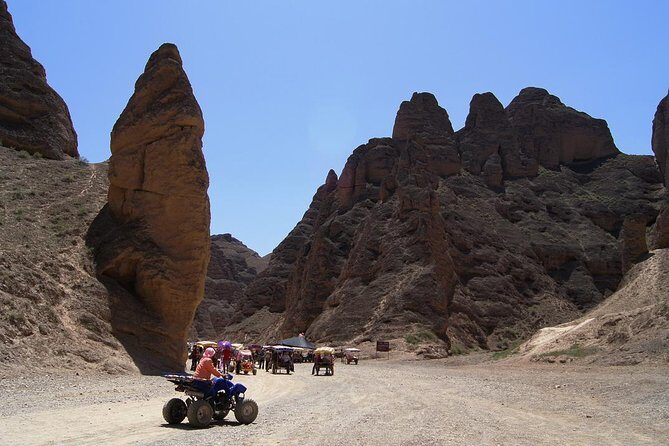 Lanzhou Private Day Tour to Yellow River Stone Forest - Practical Details & Tips