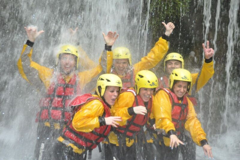lao-river-11-km-classic-rafting-medium-descent