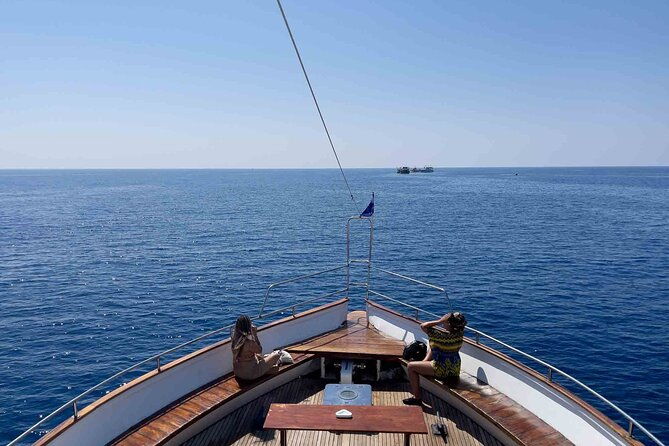 larnaca-bay-cruise