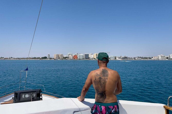 larnaca-bay-cruise