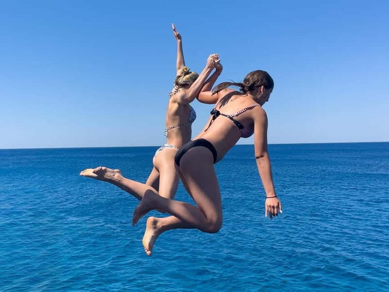 Larnaca: Glass Bottom Boat Bay Cruise with Snorkeling - FAQs