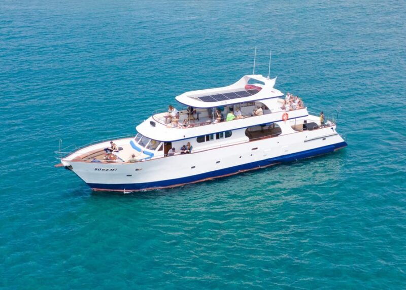 larnaca-glass-bottom-boat-cruise-with-fishing-and-bbq-lunch