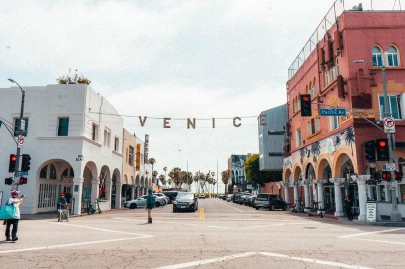 las-iconic-gems-half-day-star-studded-adventure