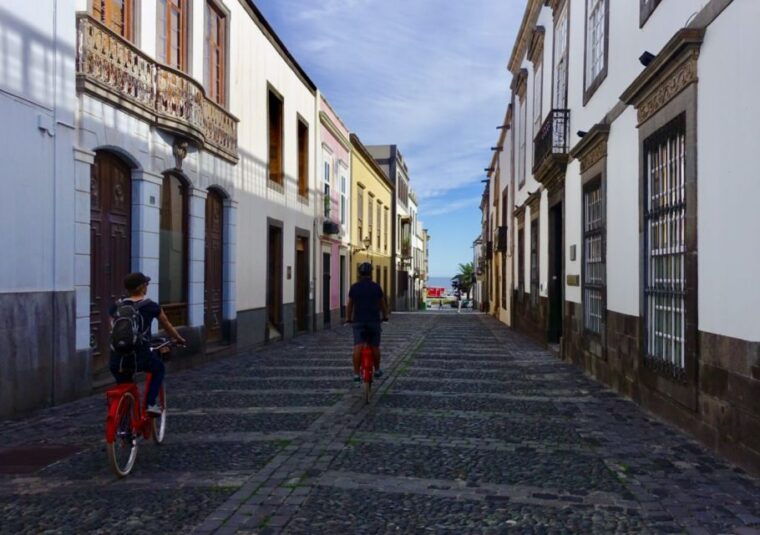 las-palmas-de-gran-canaria-guided-city-tour-by-bike
