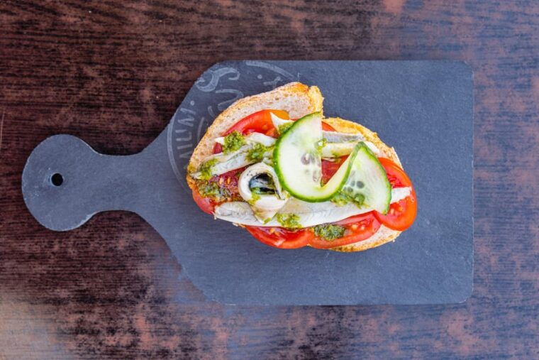 las-palmas-gourmet-tapas-and-wine-tour-in-the-old-town