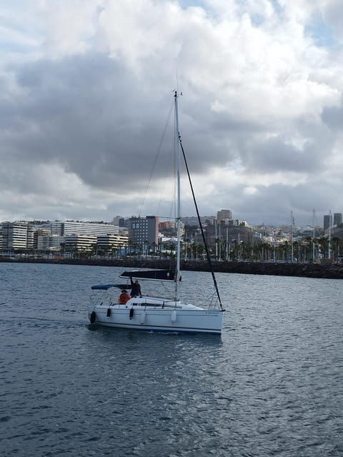 las-palmas-learn-to-sail-with-our-sailboat