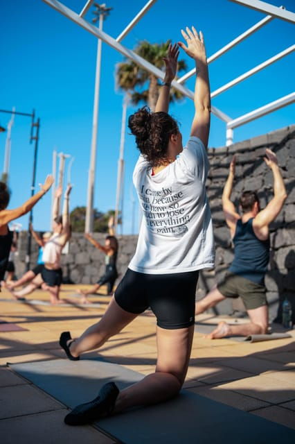las-palmas-outdoor-yoga-class-with-ocean-views