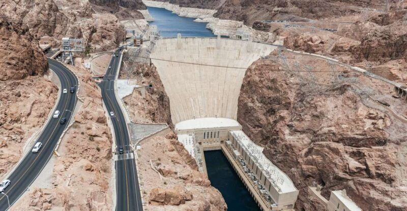 las-vegas-3-hour-vip-hoover-dam-small-group-mini-tour