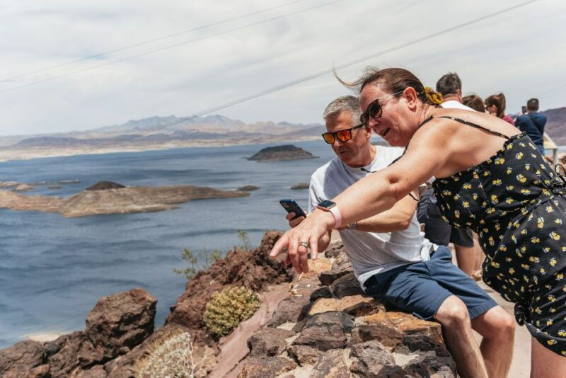 las-vegas-3-hour-vip-hoover-dam-small-group-mini-tour