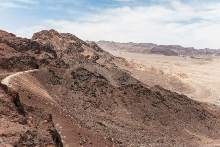 las-vegas-3-hour-vip-hoover-dam-small-group-mini-tour