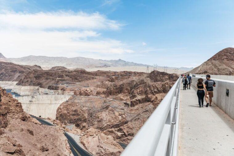 las-vegas-3-hour-vip-hoover-dam-small-group-mini-tour