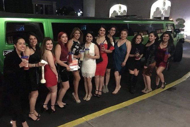 las-vegas-bachelor-bachelorette-strip-club-crawl-by-party-bus