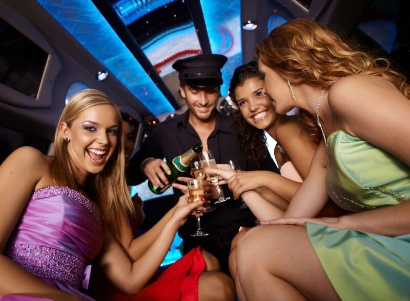 las-vegas-bachelorette-party-bus-club-crawl