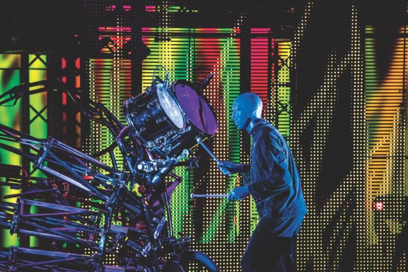 las-vegas-blue-man-group-show-ticket-at-luxor-hotel