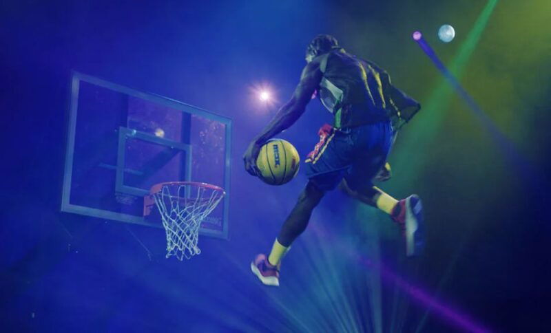 las-vegas-cirque-du-soleil-mad-apple