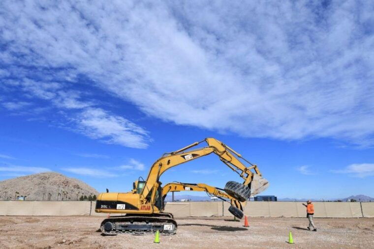 las-vegas-dig-this-heavy-equipment-playground