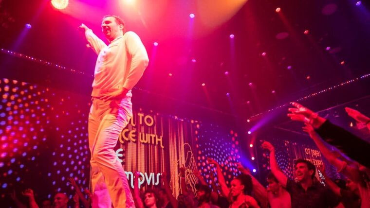 las-vegas-discoshow-at-the-linq-hotel