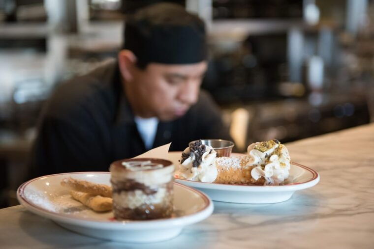 las-vegas-downtown-walking-secret-food-tour