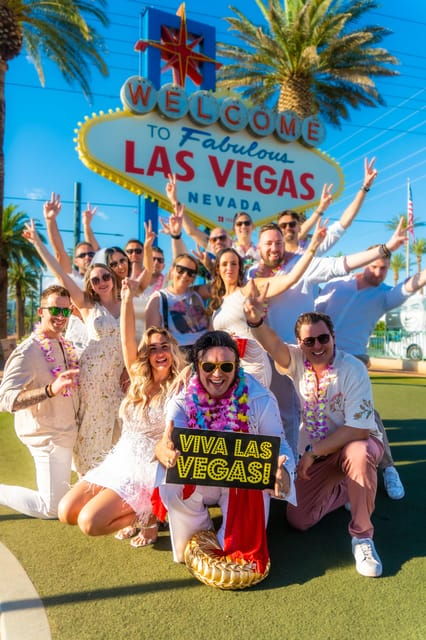 las-vegas-elvis-wedding-with-las-vegas-sign-photos-included