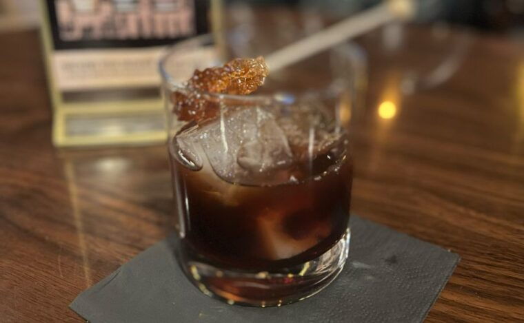 las-vegas-fremont-experience-guided-walking-tour-drinks