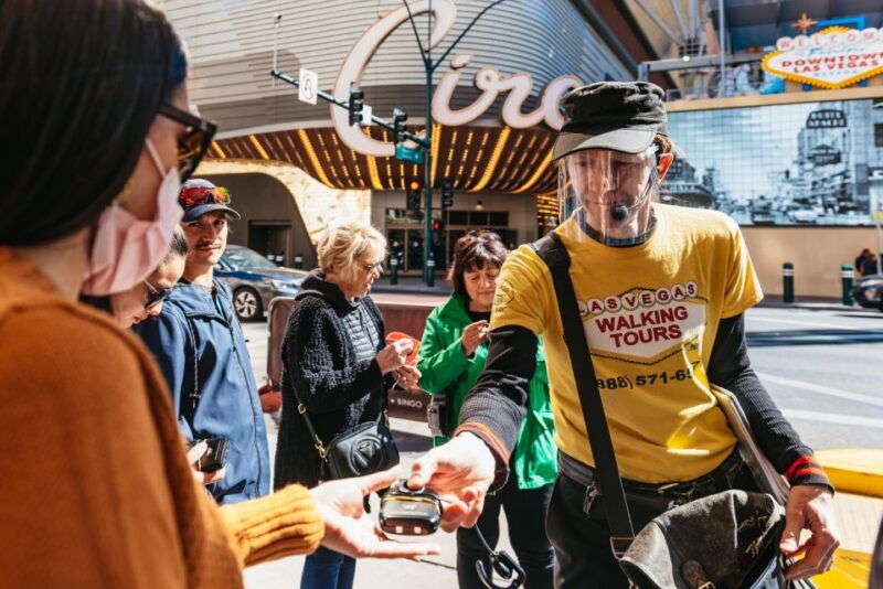 las-vegas-fremont-street-walking-tour