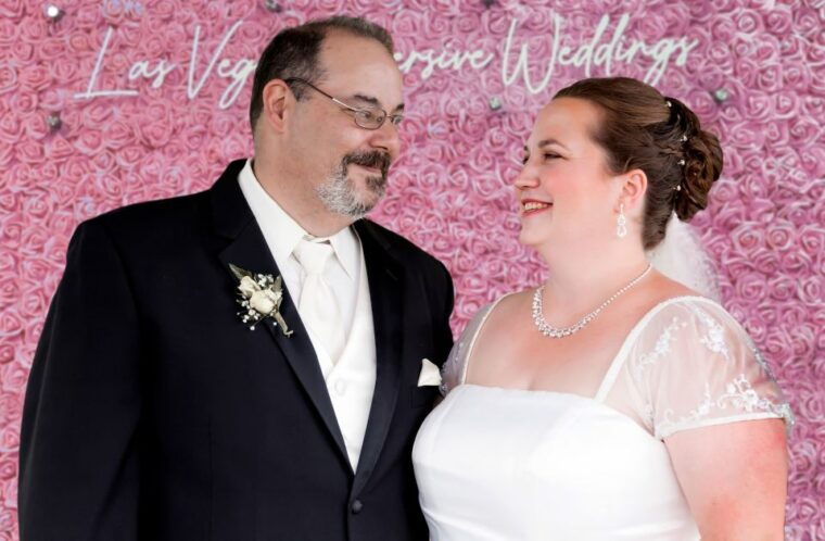 las-vegas-game-of-the-wedding-rings-ceremony-photography