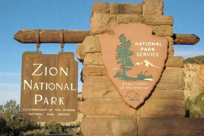 las-vegas-grand-canyon-zion-and-monument-valley-3-day-trip