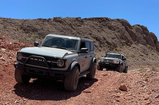 las-vegas-guided-off-road-adventure-to-boathouse-cove-2