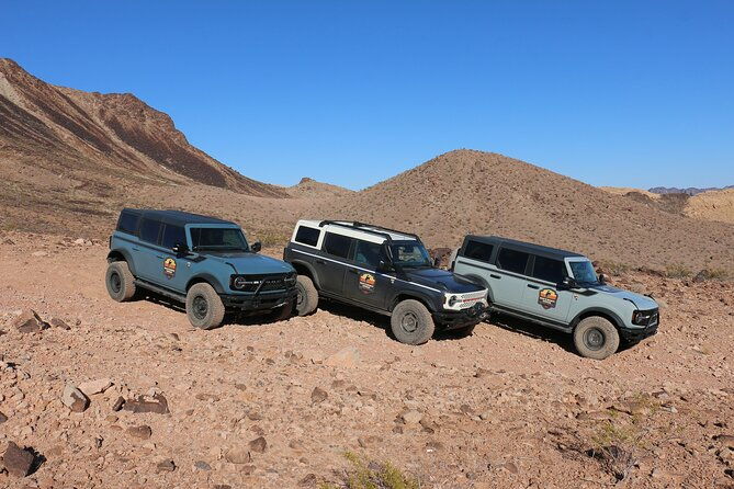 las-vegas-guided-off-road-adventure-to-boathouse-cove-2